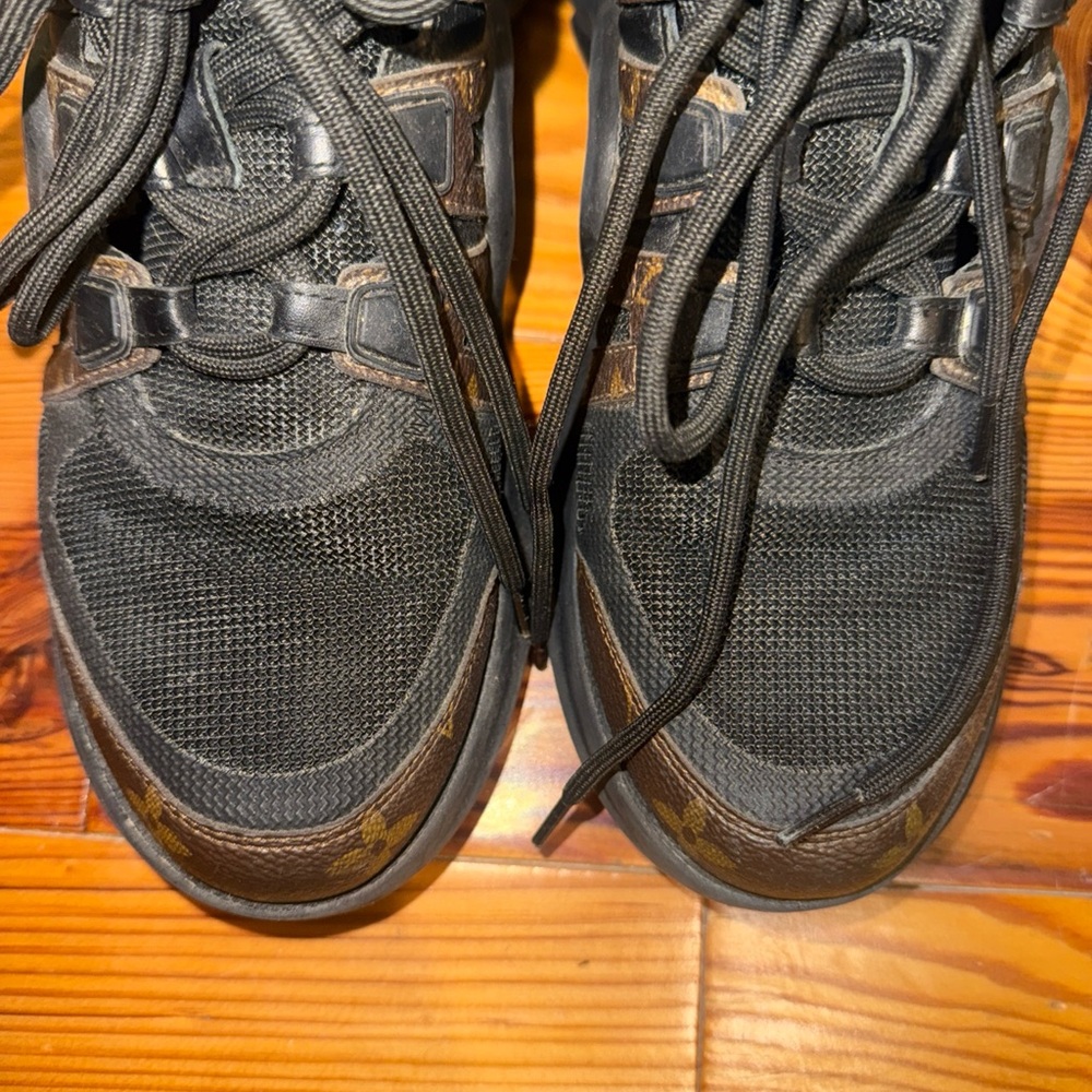 Louis Vuitton Black and Brown Sneakers - Picture 6 of 7